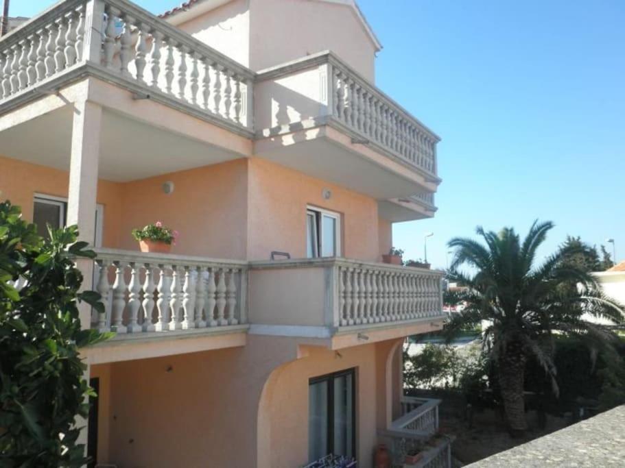 Apartments Dijana Водице Екстер'єр фото